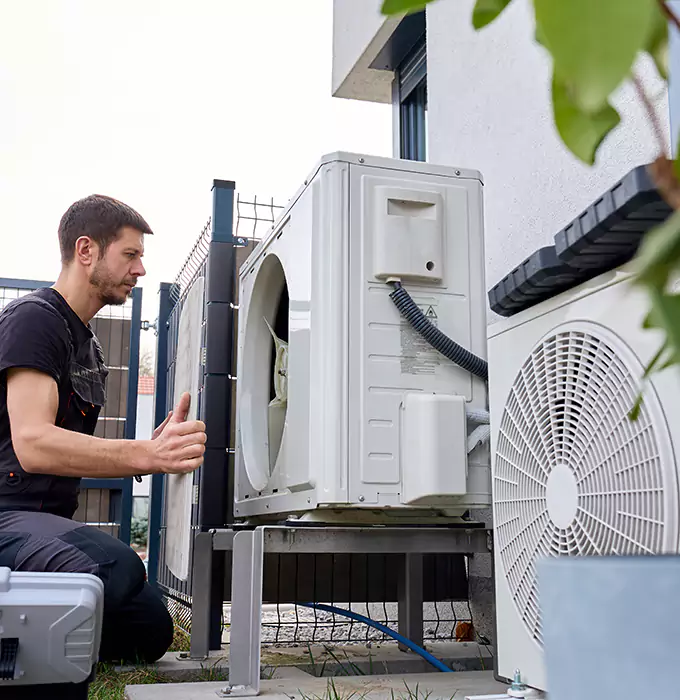 Why Woodland Hills, CA Homeowners Choose Woodland Hills HVAC Pro for AC Condenser Repair?